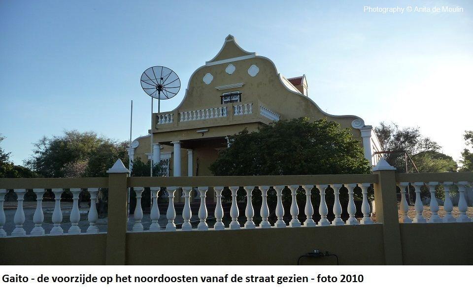 06. Gaito voorzijde op het noordoosten vanaf de straat 2010